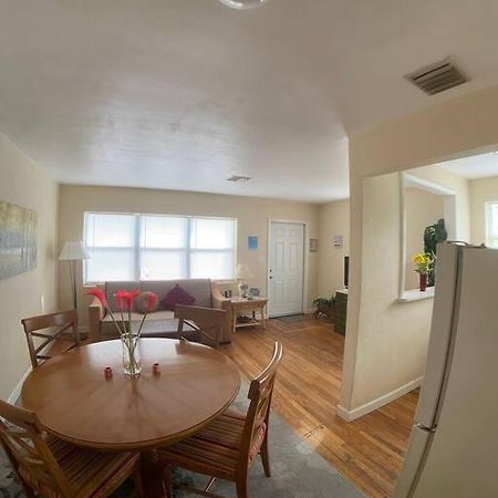 Private One-Bedroom 6 -Directly Across From Beach St. Pete Beach Exteriör bild